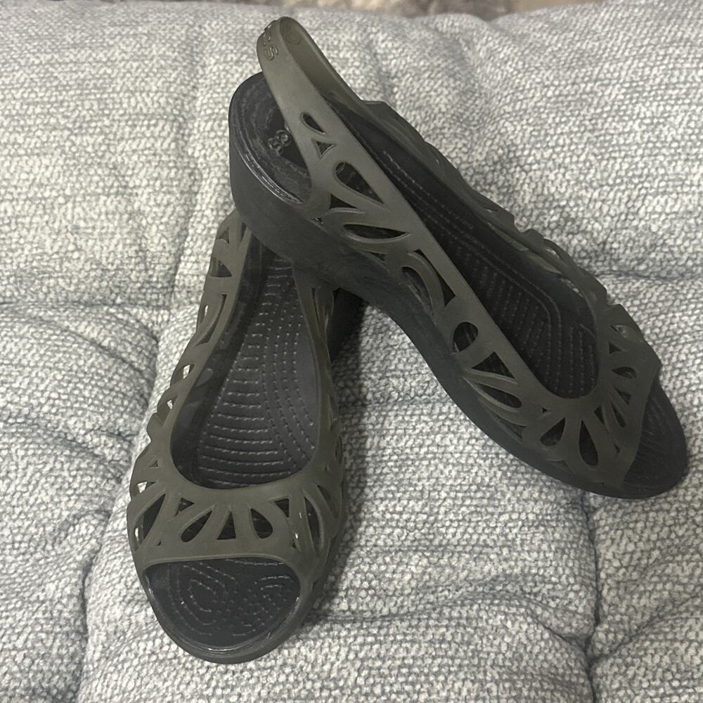 Crocs Size 7 Adrina Peep Toe Wedge Sandal Espresso Comfort Shoe Jelly